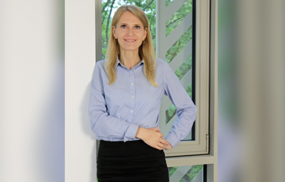 Frame 15 (8) Non-EU HR Manager Kristine: “It’s not tunnel vision, it’s openness that matters”